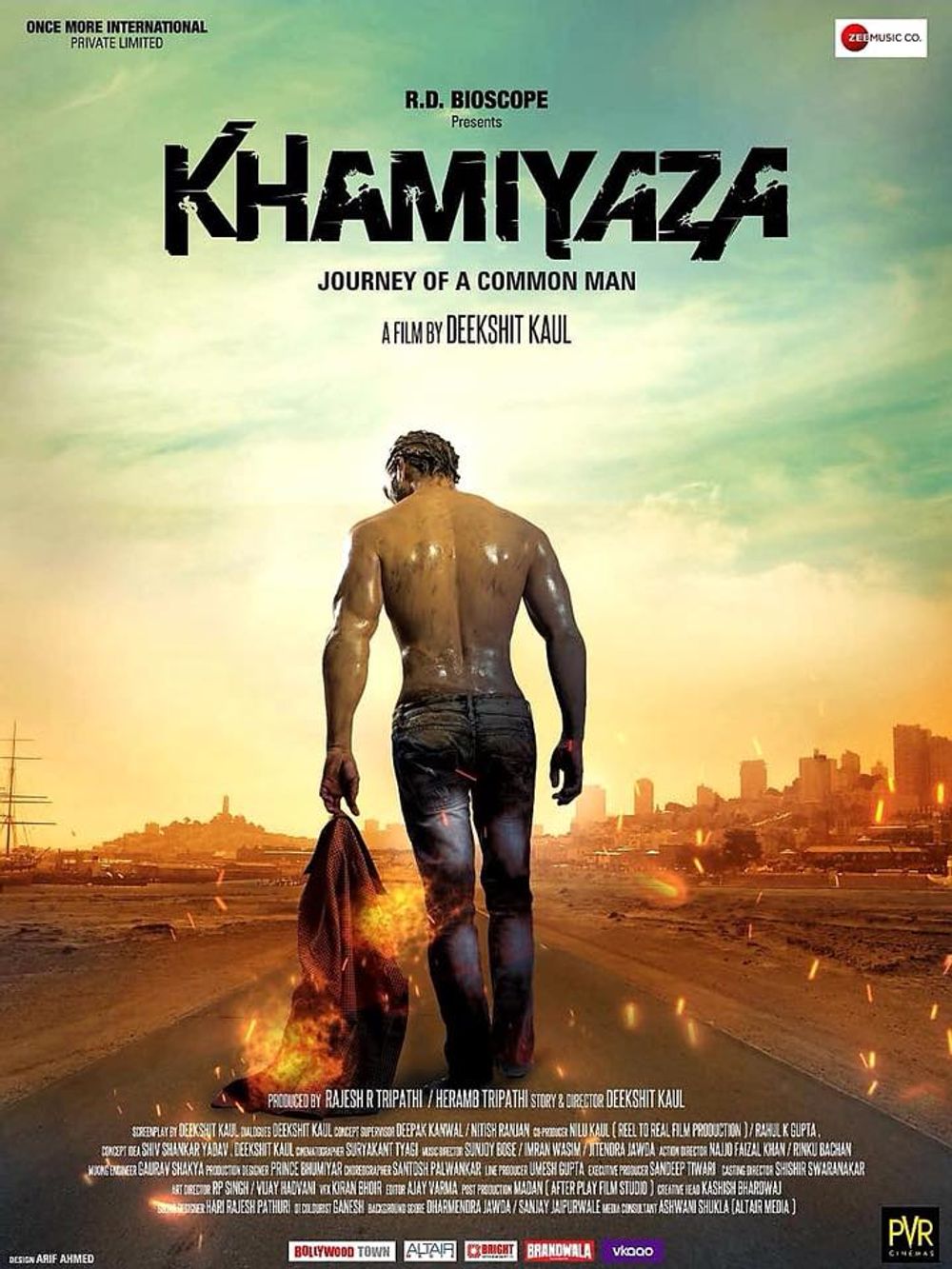 Khamiyaza: Journey of a Common Man (2019) Hindi 350MB HDRip 480p Download