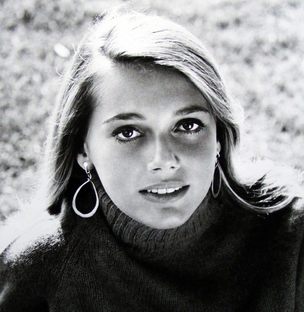 peggy lipton model