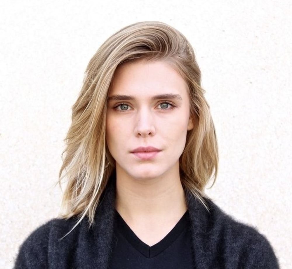 Gaia Weiss On Moviebuff Com